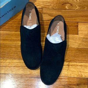 Brand new Toms women’s wedges